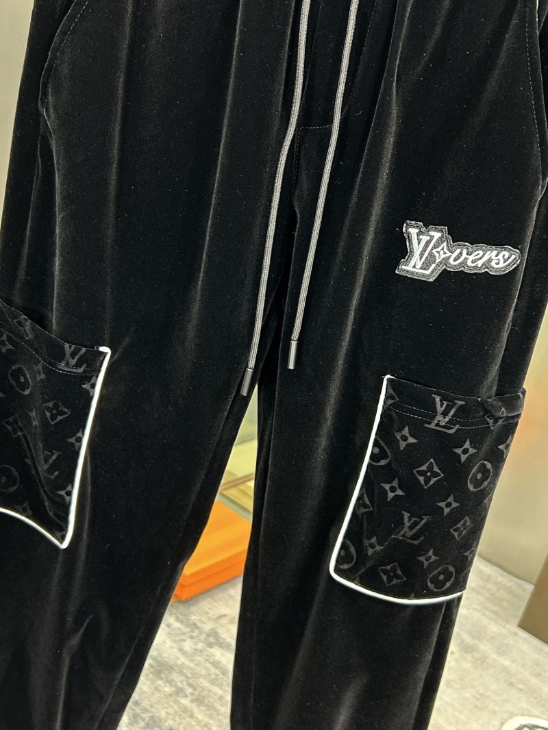 Louis Vuitton Long Suits